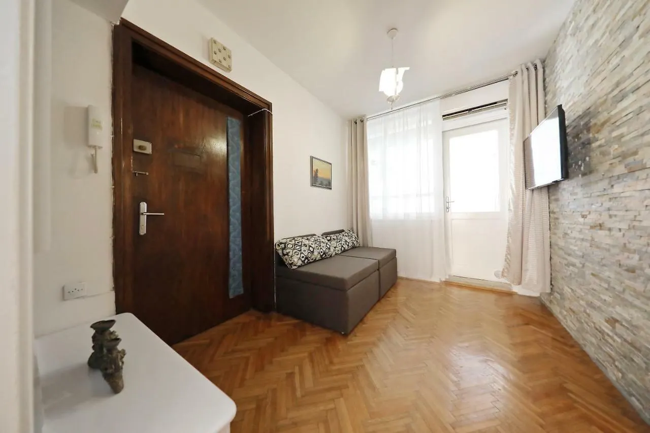 Ski Apartment Задар 0*,