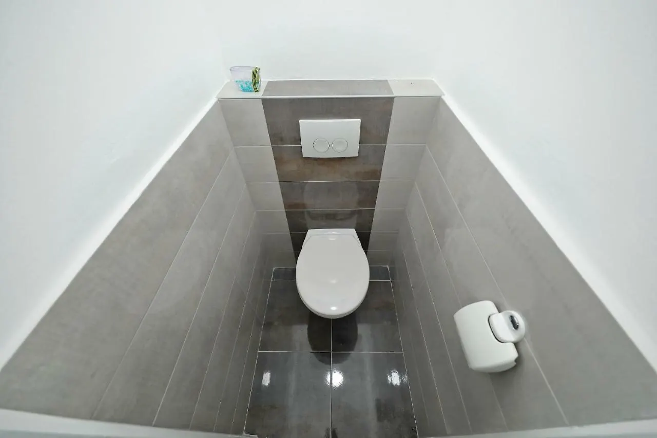 Ski Apartment Задар 0*,